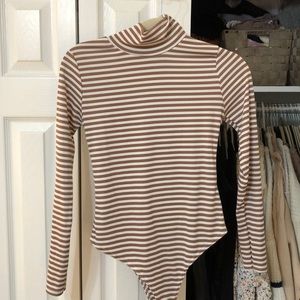 Pretty little thing turtle neck body suit